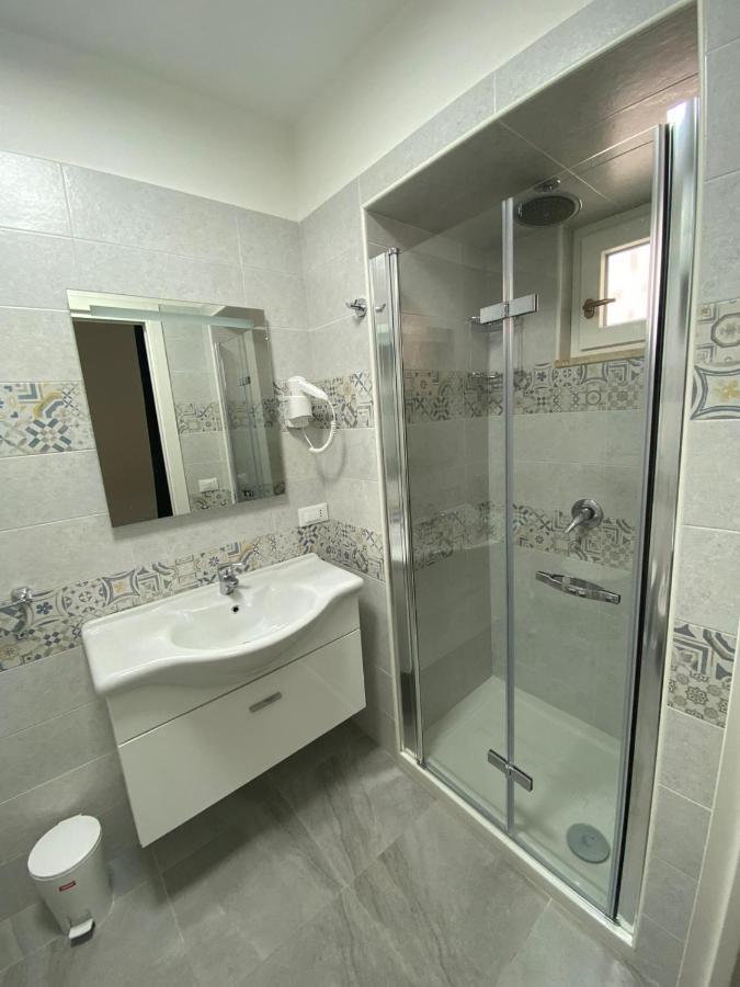 Touristhouse Monopoli 10 Bed & Breakfast Екстериор снимка