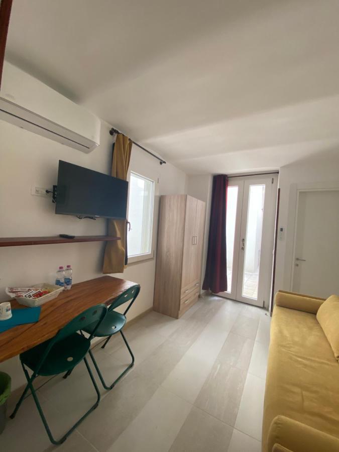 Touristhouse Monopoli 10 Bed & Breakfast Екстериор снимка